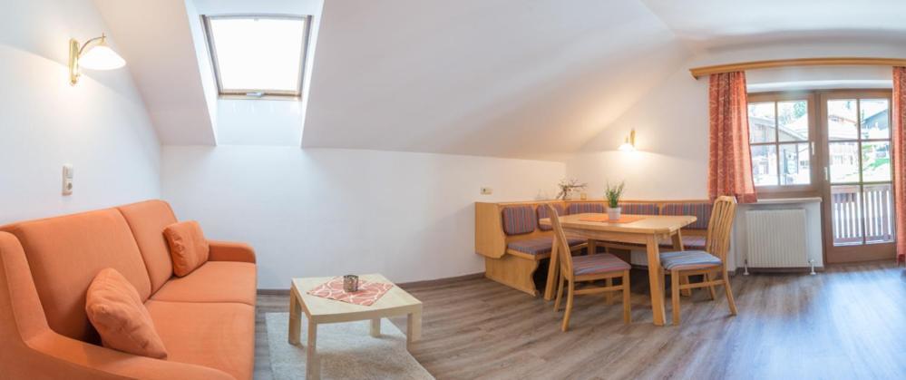 ホテル Mesnerhaus Muhlbach エクステリア 写真